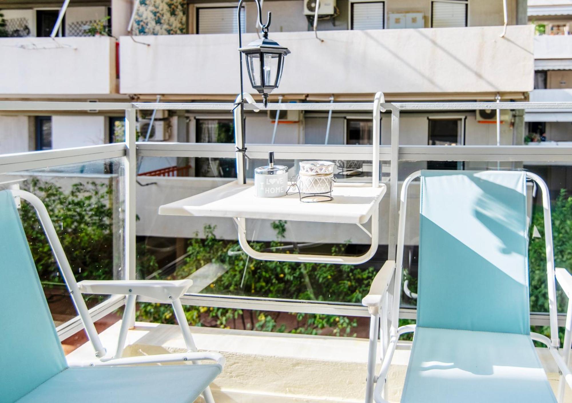 Michael'S Seaside Homely Apartment In Varkiza Exterior photo